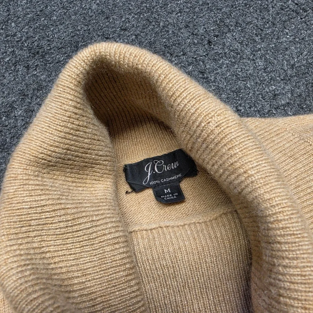 J.Crew Turtleneck Sweater Camel Womens Medium 100% Cashmere Long Sleeve Knit Top